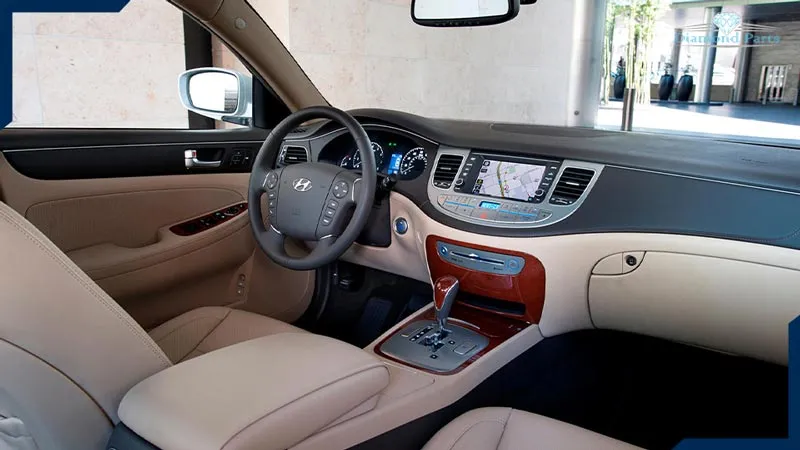 عکس از داخل خودرو هیوندای جنسیس سدان